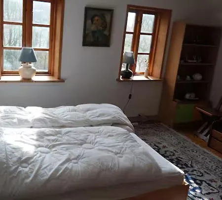 Sovevaerelse Pa 1 Sal I Landlig Stil Sindal